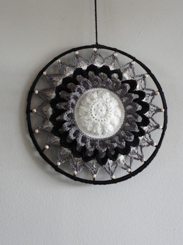 Funny mandala classic 25